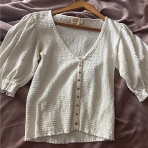 Nation Ltd Ladies White Top Popper Front Shirred Elastic Puff Sleeves Size S